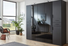 Kleiderschrank Schwarz